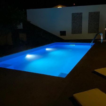 Cottage Quinze, Contemporary Designed Cottage With Swimming Pool Πόντα Ντελγάδα Εξωτερικό φωτογραφία