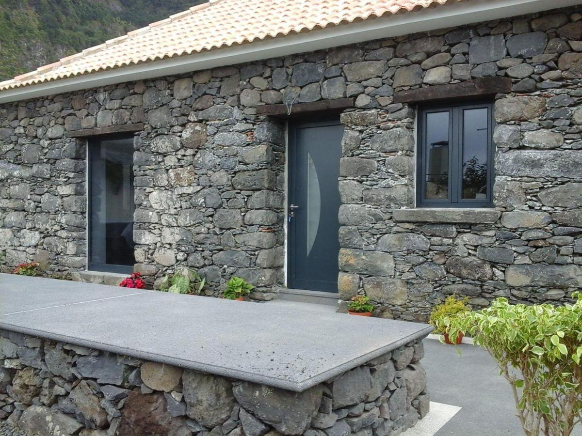 Cottage Quinze, Contemporary Designed Cottage With Swimming Pool Πόντα Ντελγάδα Εξωτερικό φωτογραφία