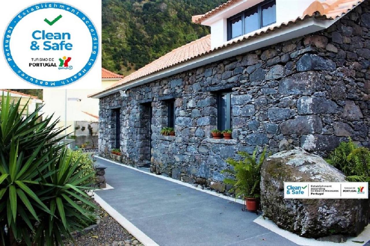 Cottage Quinze, Contemporary Designed Cottage With Swimming Pool Πόντα Ντελγάδα Εξωτερικό φωτογραφία