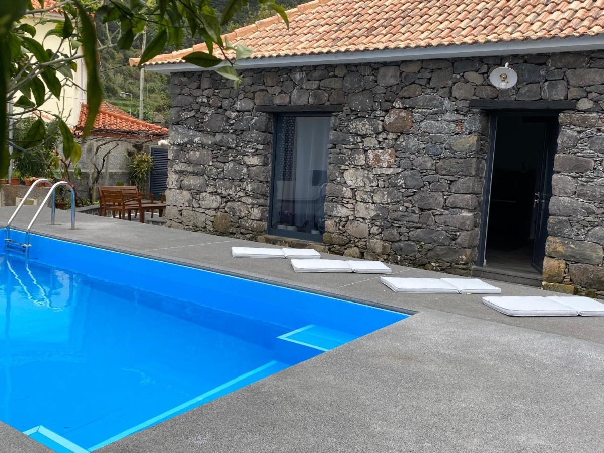 Cottage Quinze, Contemporary Designed Cottage With Swimming Pool Πόντα Ντελγάδα Εξωτερικό φωτογραφία