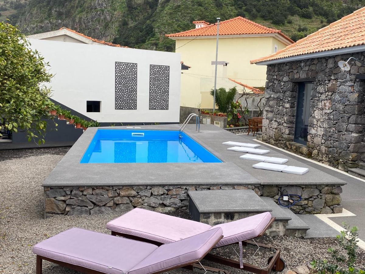 Cottage Quinze, Contemporary Designed Cottage With Swimming Pool Πόντα Ντελγάδα Εξωτερικό φωτογραφία